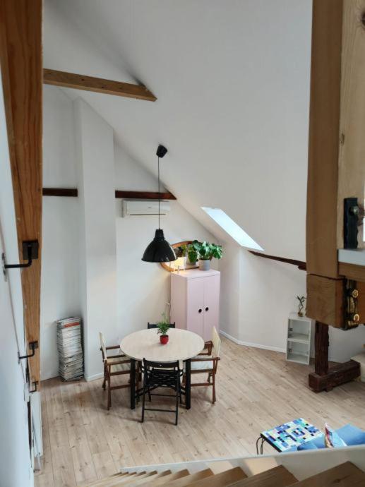 Art / Peaceful / Historical City Center Apartment Ζάγκρεμπ Εξωτερικό φωτογραφία